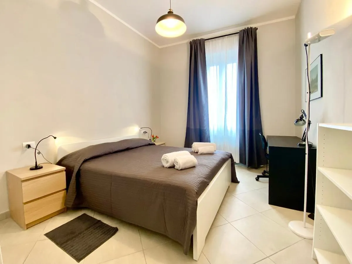 فلورنس Gioberti Bright 3 Bedroom Apartment