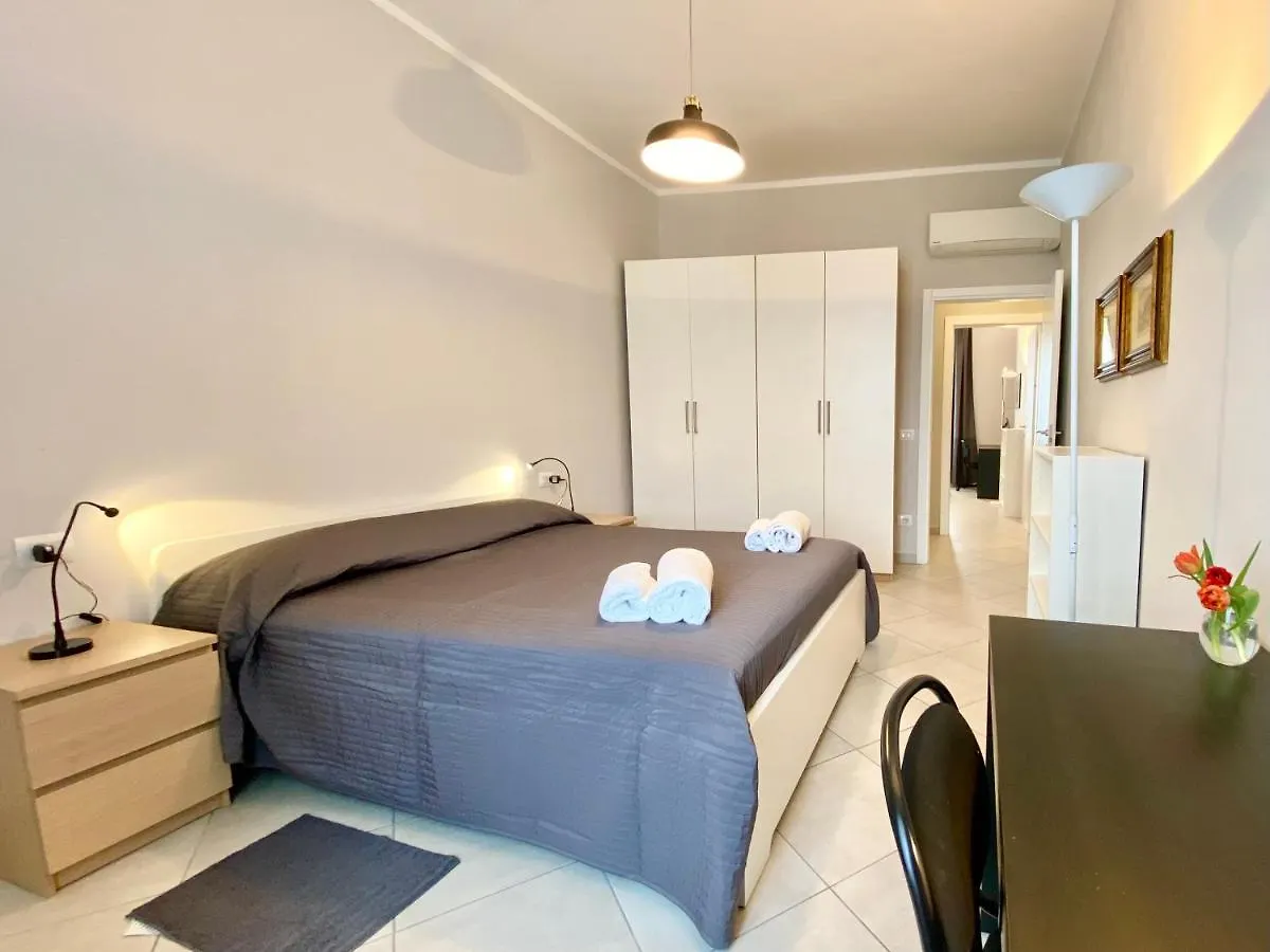 فلورنس Gioberti Bright 3 Bedroom Apartment