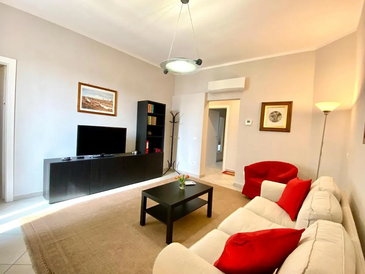 Gioberti Bright 3 Bedroom Apartment Florence Italy