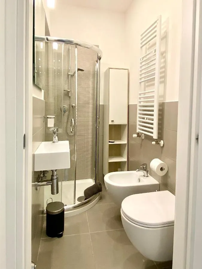 Gioberti Bright 3 Bedroom Apartment Florence